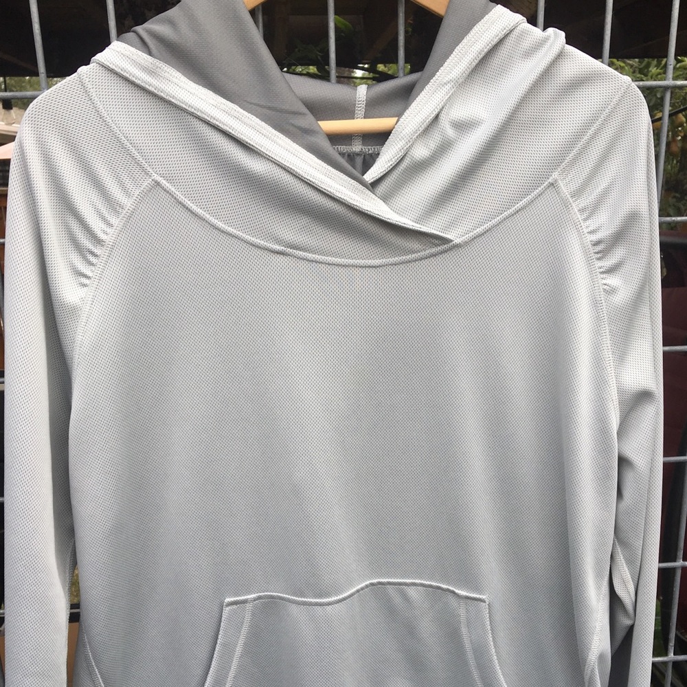 Patagonia Woman’s Lightweight Hoodie XL